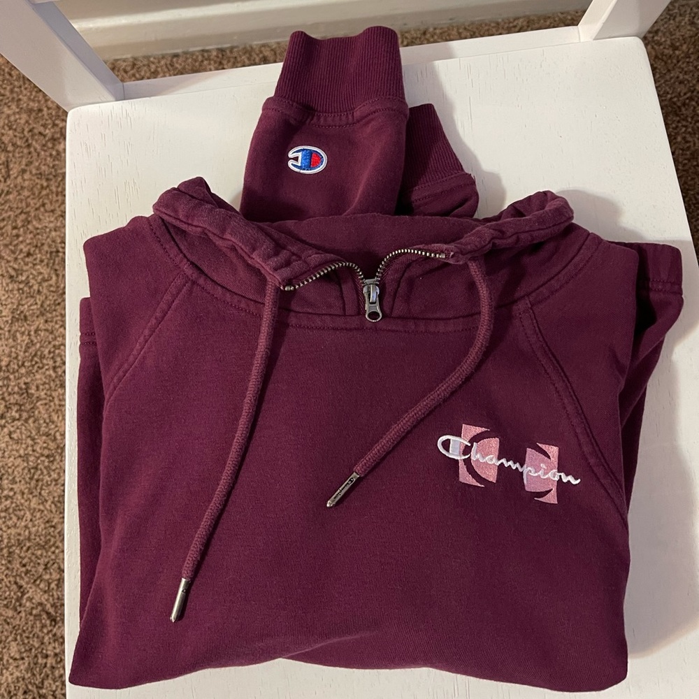 Women’s Champion Quarter Zip - Size S
